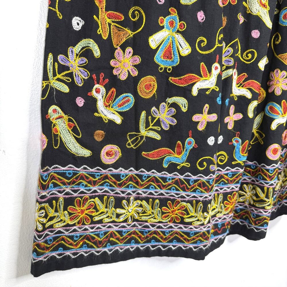 Embroidered Boho Birds Elephant Floral Skirt S Black Animal Vintage Midi Xtend